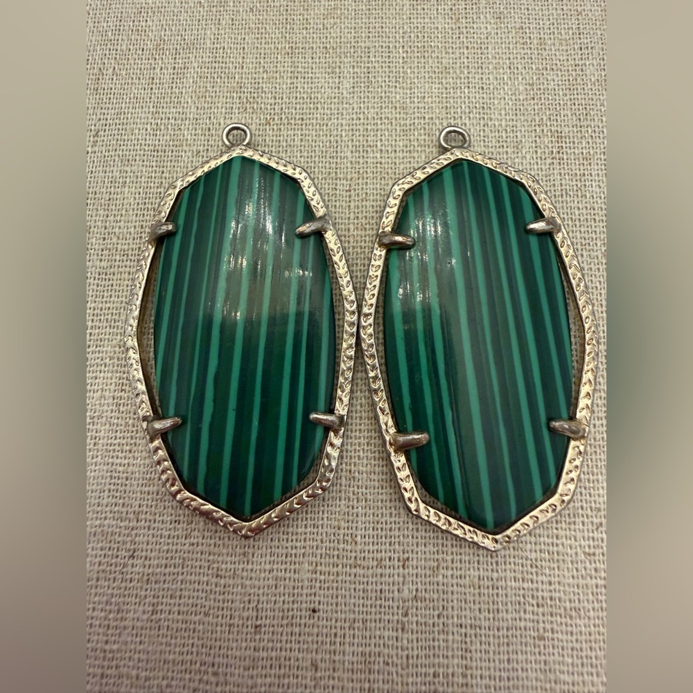 💛KENDRA SCOTT HTF VINTAGE MALACHITE DANIELLES💛